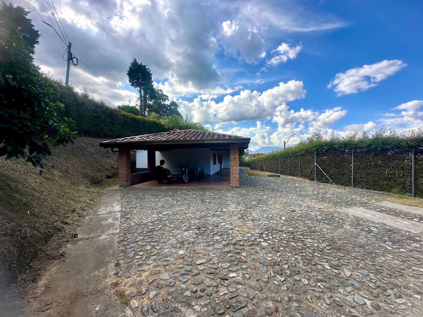 CASA EN ARRIENDO UBICADA EN ENVIGADO SECTOR LA MINA - 16