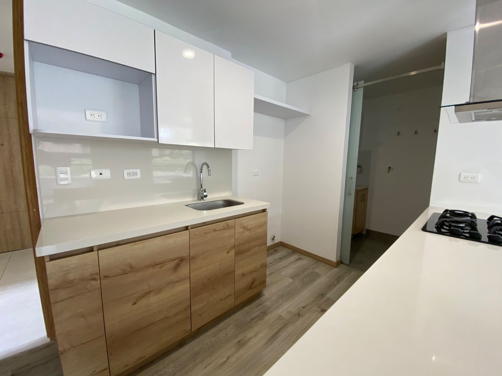 APARTAMENTO EN ARRIENDO UBICADO EL RETIRO SECTOR LA MARÍA - 4