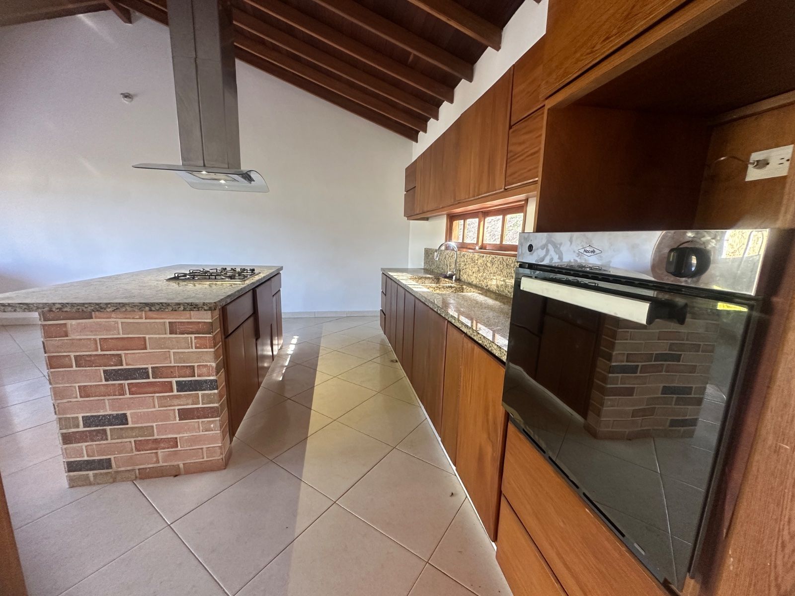 CASA EN ARRIENDO UBICADA EN ENVIGADO SECTOR LA MINA - 4