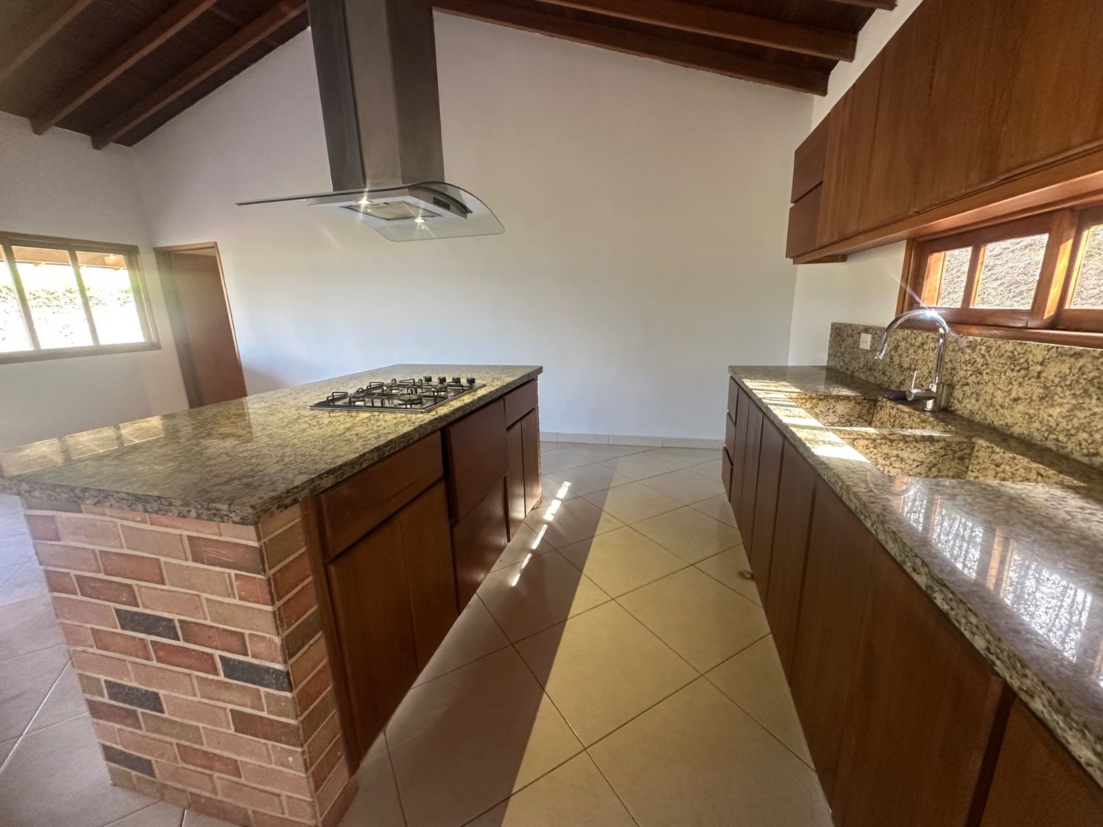 CASA EN ARRIENDO UBICADA EN ENVIGADO SECTOR LA MINA - 3
