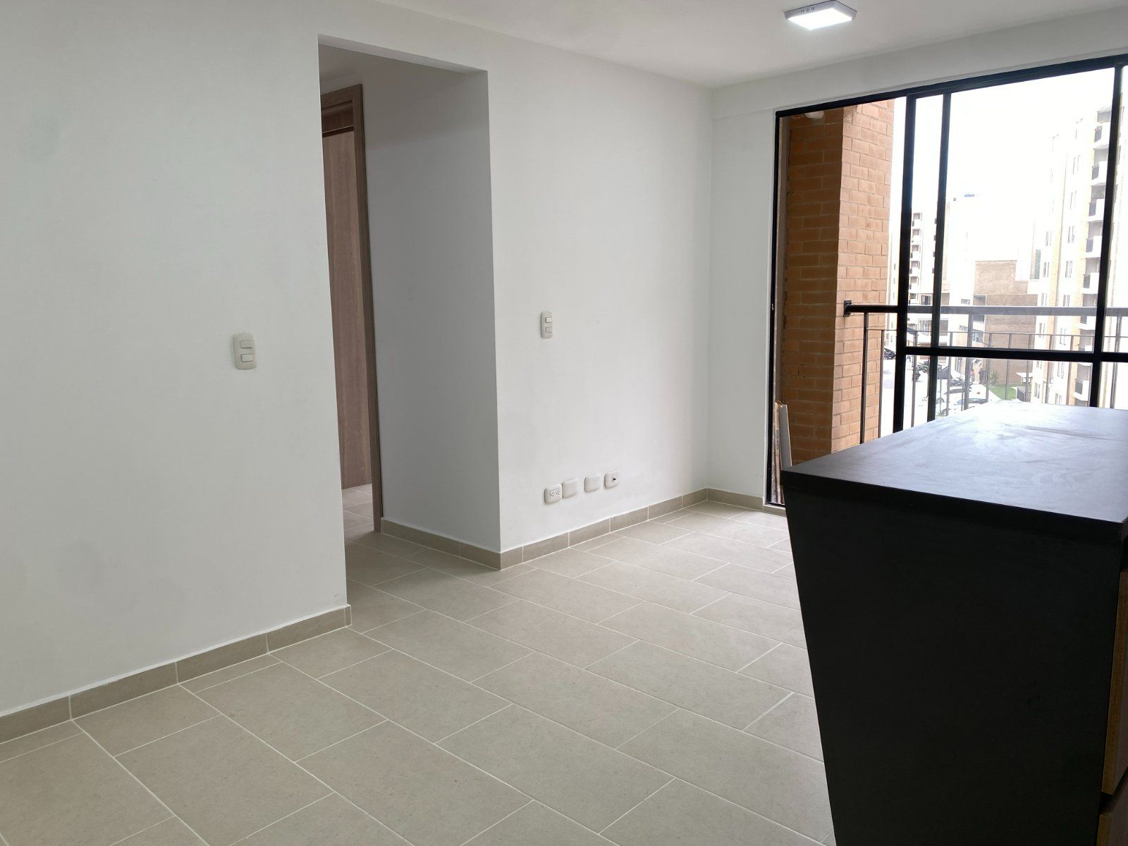APARTAMENTO EN ARRIENDO UBICADO EN LA RIONEGRO SECTOR CIMARRONAS - 2