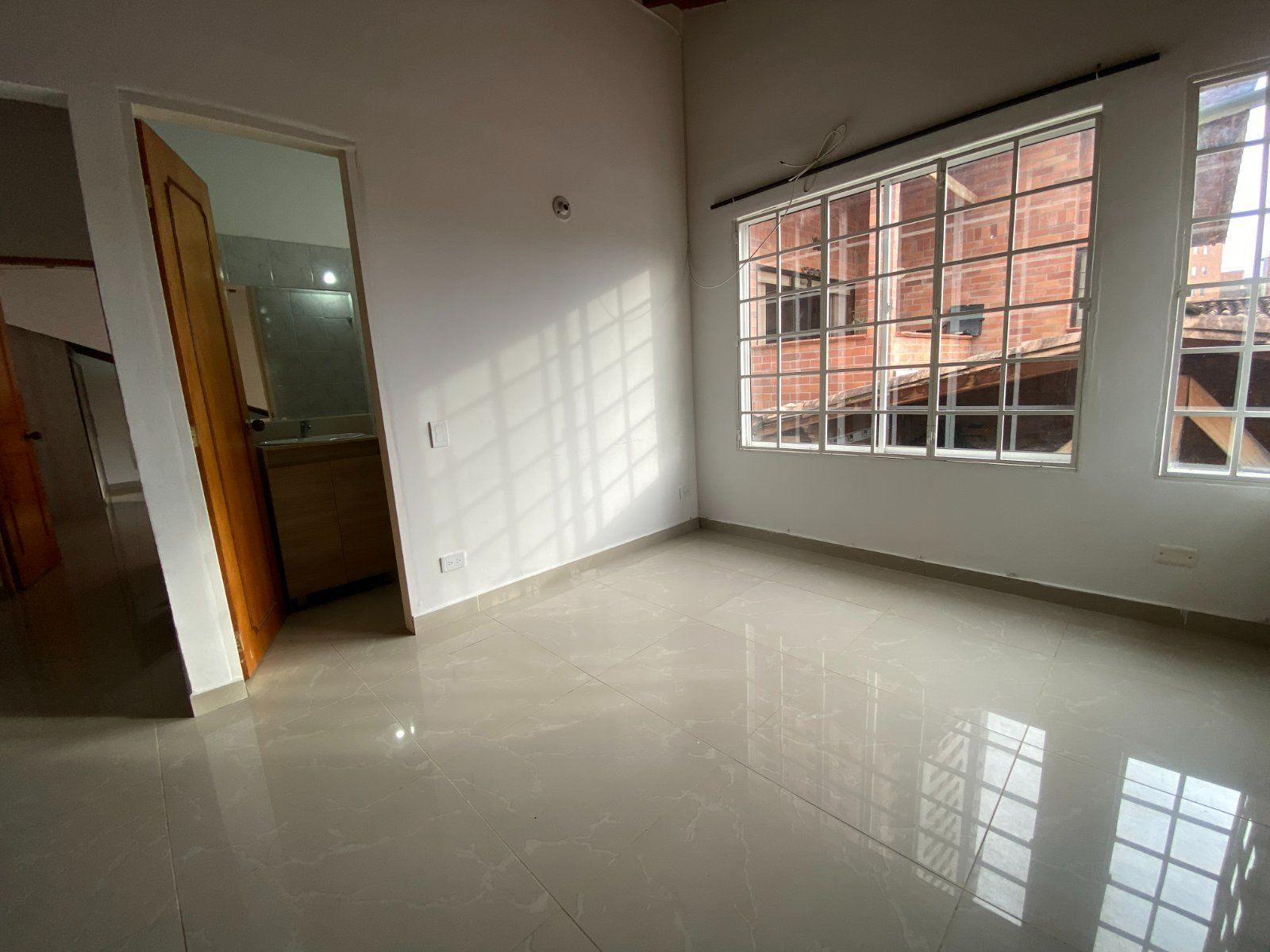 APARTAESTUDIO EN ARRIENDO UBICADO EN RIONEGRO SECTOR LOS COLEGIOS