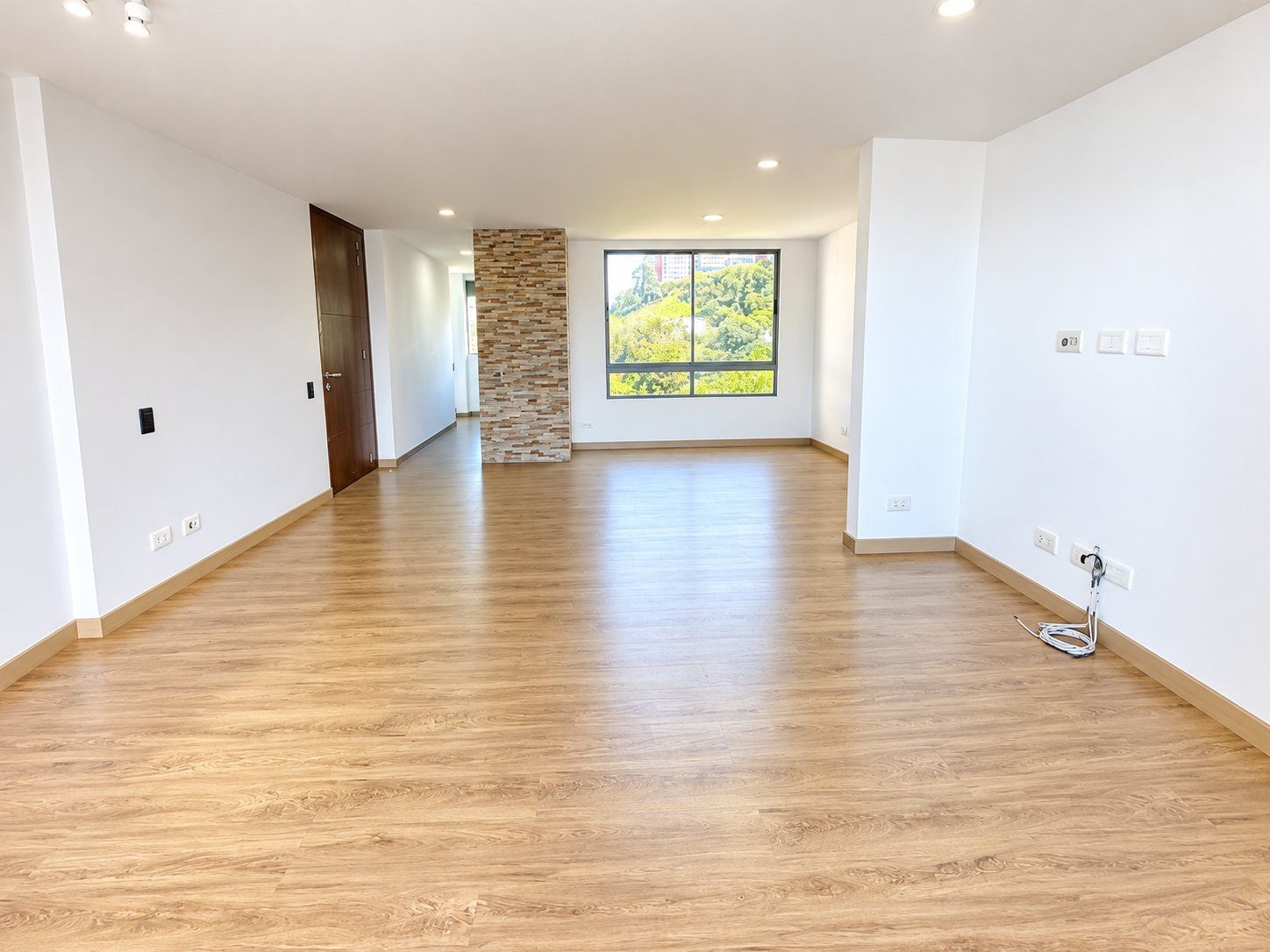 APARTAMENTO EN ARRIENDO UBICADO EN MEDELLIN SECTOR CASTROPOL