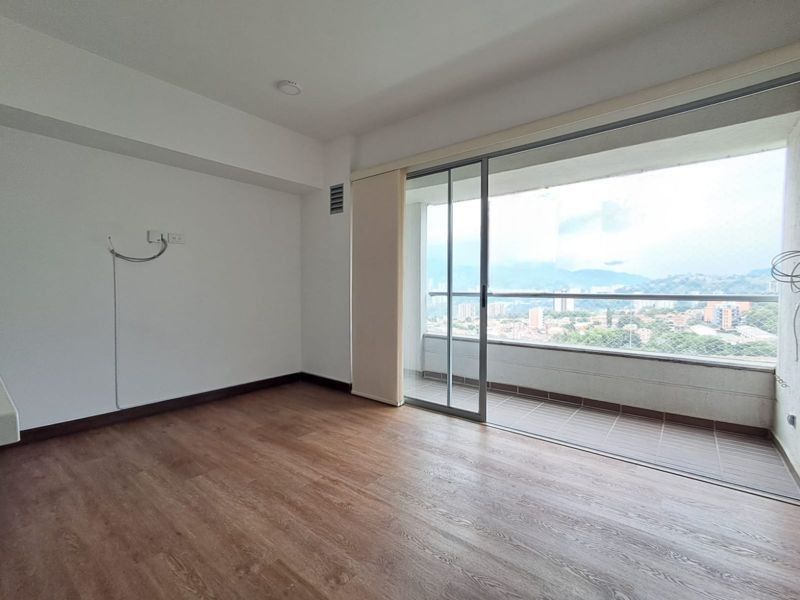 Apartamento en arriendo con balcon en Toledo, La Estrella - 2