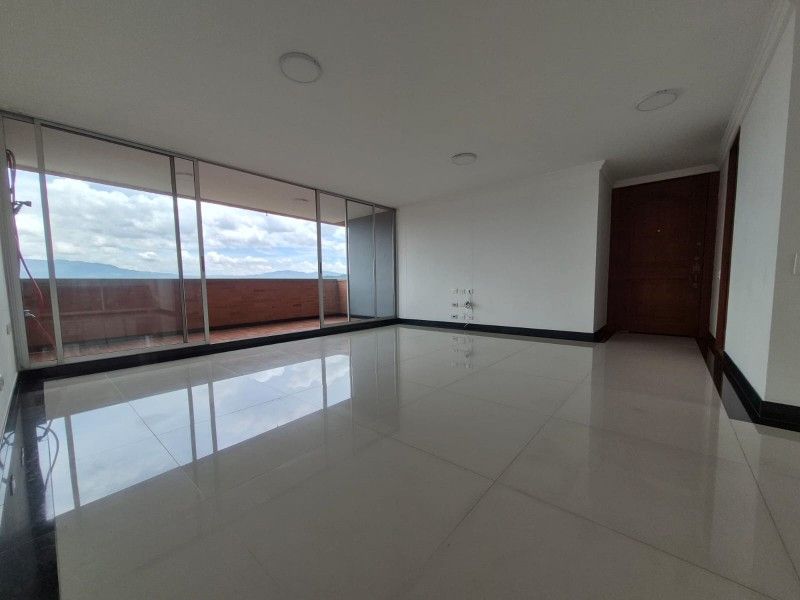 APARTAMENTO AMOBLADO EN ARRIENDO UBICADO EN EL POBLADO SECTOR EL TESORO - 2