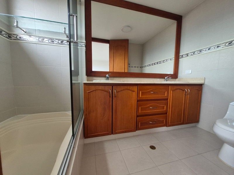 APARTAMENTO AMOBLADO EN ARRIENDO UBICADO EN EL POBLADO SECTOR EL TESORO - 8