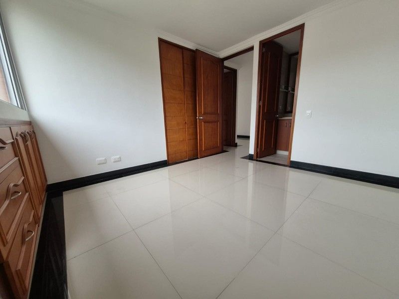 APARTAMENTO AMOBLADO EN ARRIENDO UBICADO EN EL POBLADO SECTOR EL TESORO - 9