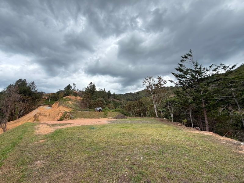 LOTE EN VENTA UBICADO EN LA CEJA SECTOR PUYACO - 4