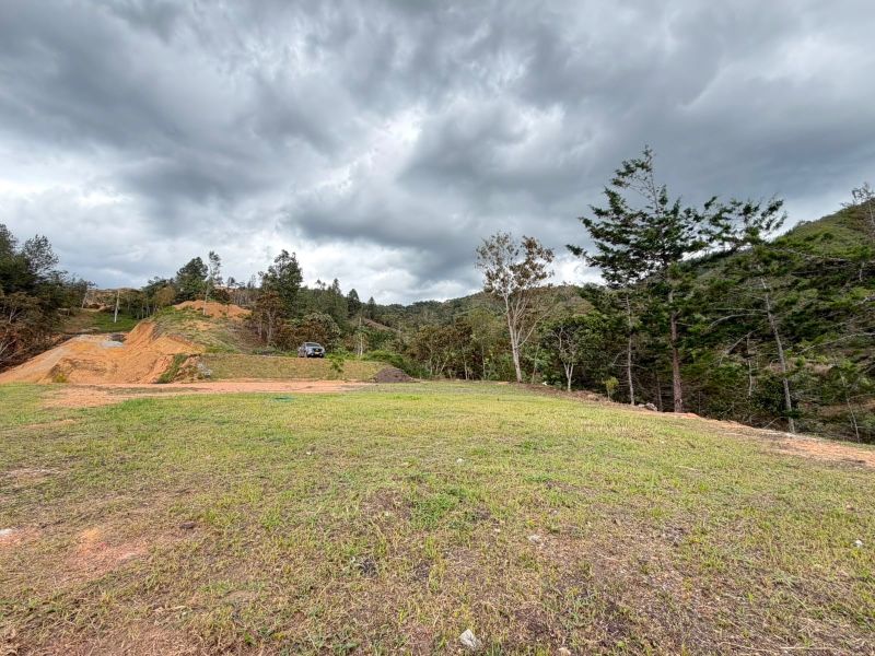 LOTE EN VENTA UBICADO EN LA CEJA SECTOR PUYACO - 14