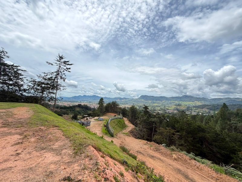 LOTE EN VENTA UBICADO EN LA CEJA SECTOR PUYACO - 13