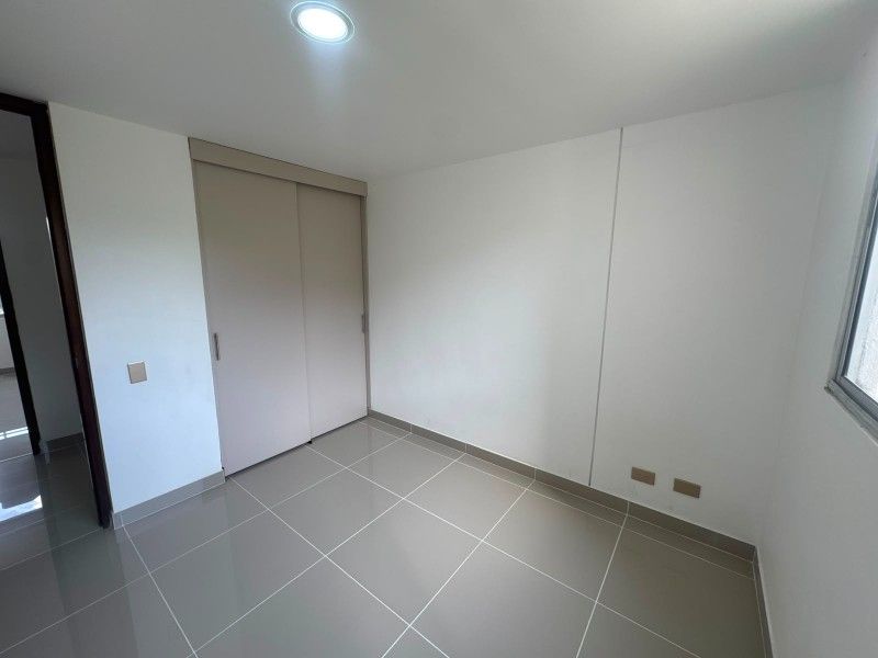 APARTAMENTO EN ARRIENDO UBICADO EN MEDELLIN POR EL SECTOR LOMA DEL INDIO - 4