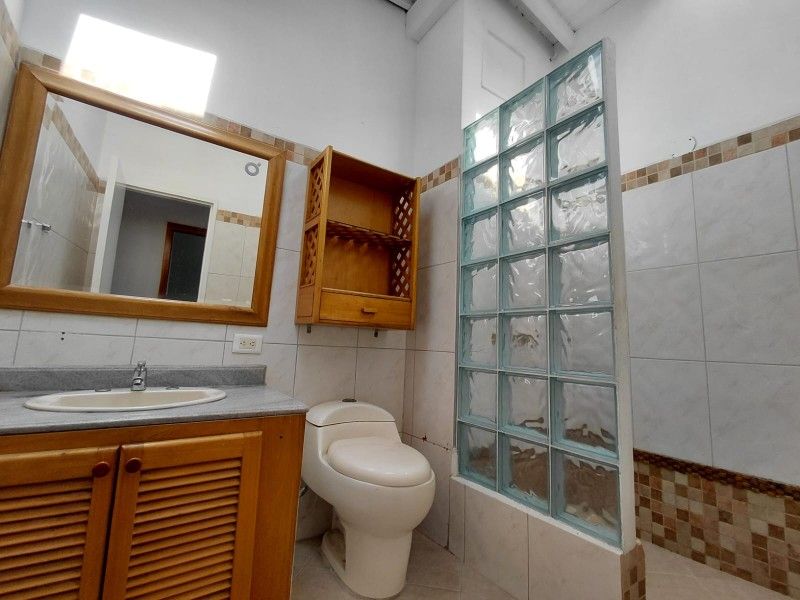 APARTAMENTO EN ARRIENDO UBICADO EN MEDELLIN POR EL SECTOR LAURELES - 12