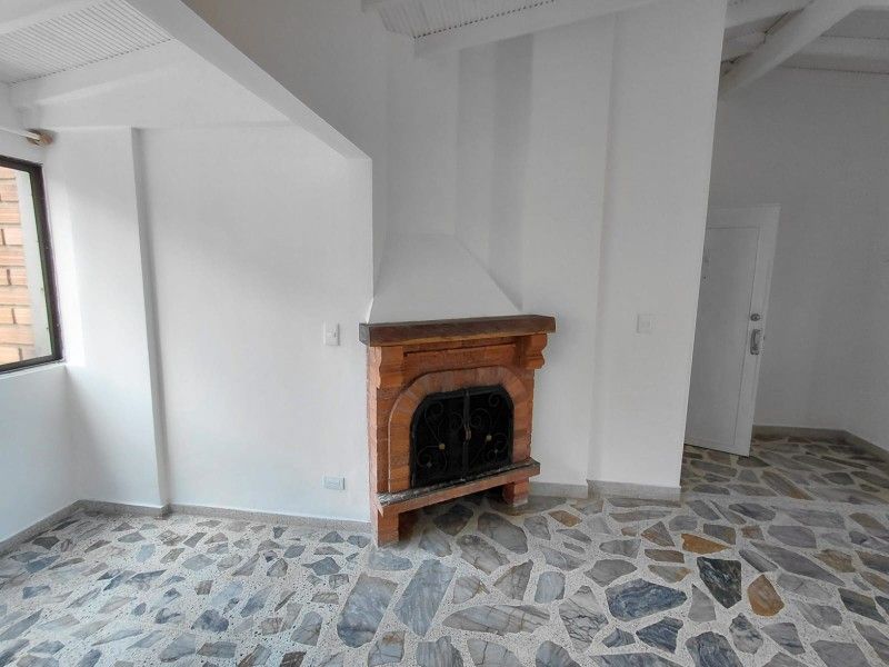 APARTAMENTO EN ARRIENDO UBICADO EN MEDELLIN POR EL SECTOR LAURELES - 3
