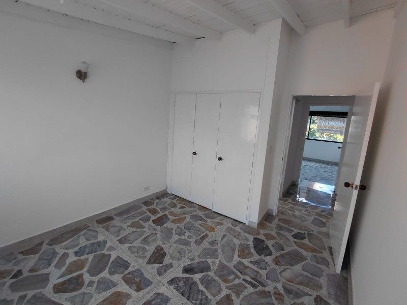 APARTAMENTO EN ARRIENDO UBICADO EN MEDELLIN POR EL SECTOR LAURELES - 8