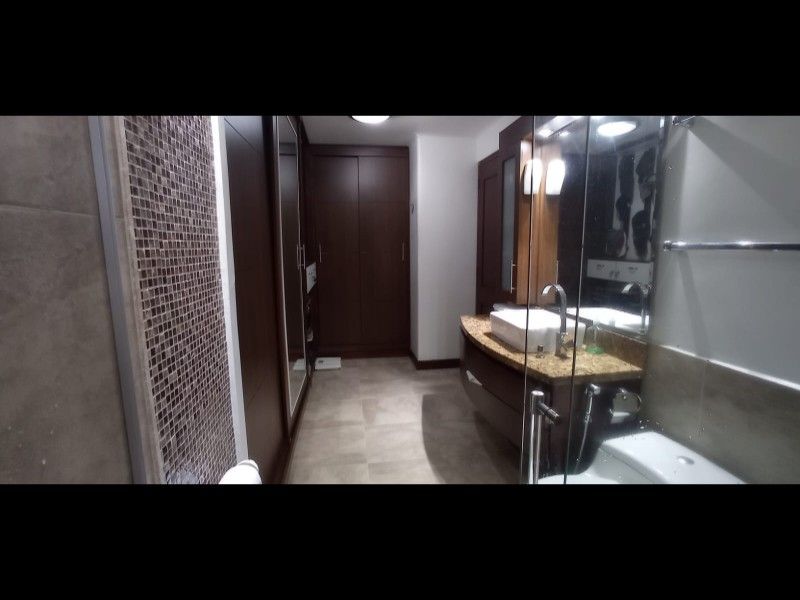 APARTAMENTO EN VENTA UBICADO EN MEDELLIN SECTOR LAURELES - 11
