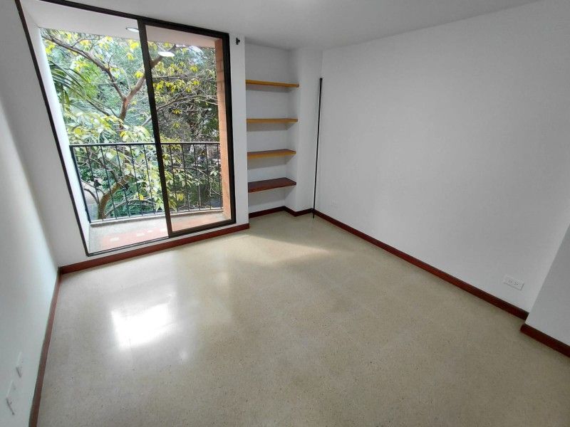 APARTAMENTO EN ARRIENDO UBICADO EN MEDELLÍN POR EL SECTOR LAURELES - 6