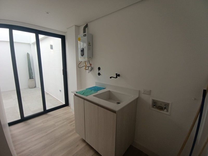 CASA EN ARRIENDO UBICADA EN LA CEJA  SECTOR VIVA - 14