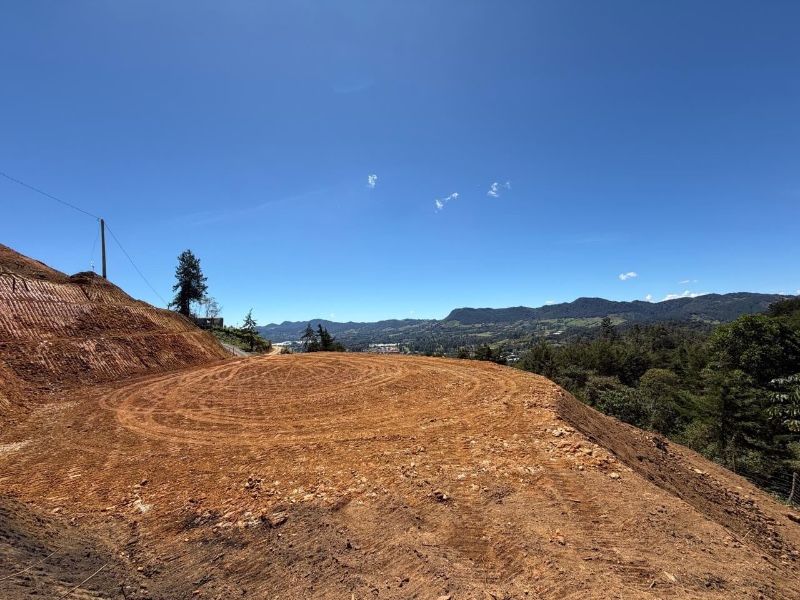 LOTE EN VENTA EN LA CEJA SECTOR PAYUCO - 3