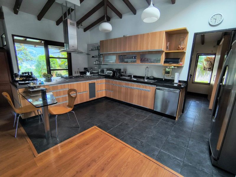 CASA EN VENTA UBICADO EN LA ESTRELLA  SECTOR LA TABLAZA - 6