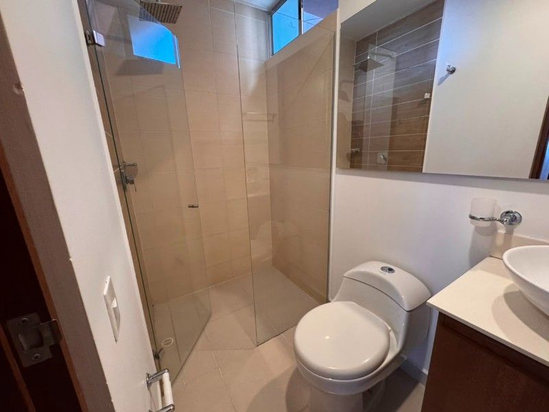 APARTAESTUDIO EN ARRIENDO UBICADO EN MEDELLÍN POR EL SECTOR POBLADO  - 7