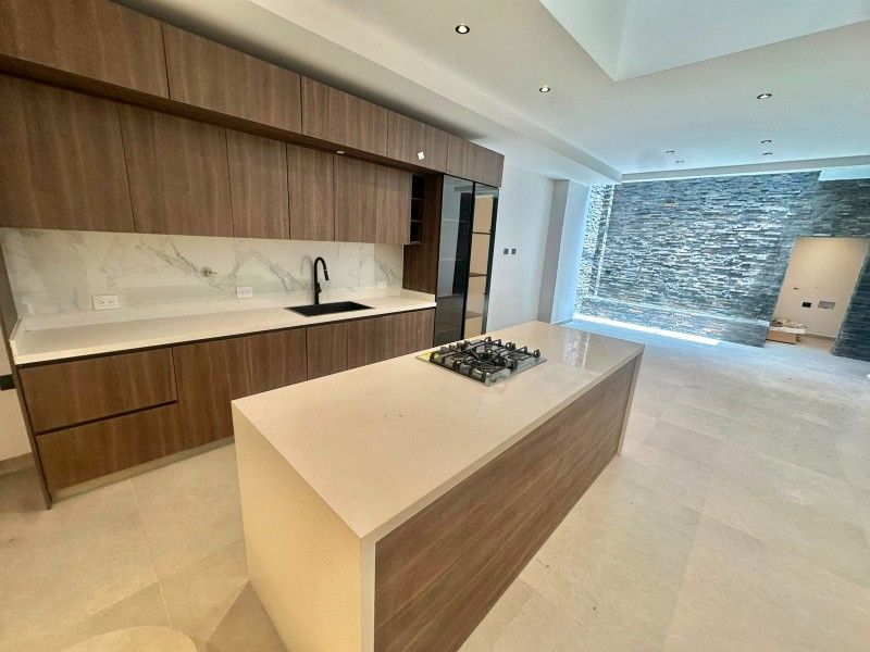 CASA EN ARRIENDO UBICADA EN MEDELLÍN POR EL SECTOR POBLADO - 6