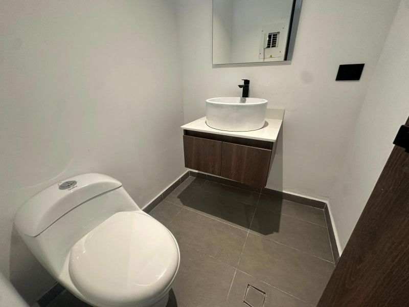CASA EN ARRIENDO UBICADA EN MEDELLÍN POR EL SECTOR POBLADO - 12