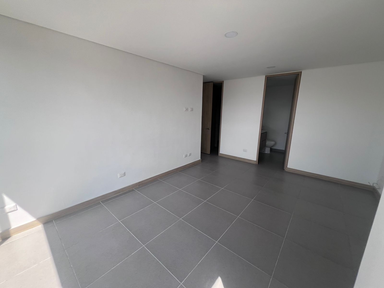APARTAMENTO EN ARRIENDO UBICADO EN ENVIGADO SECTOR LA CALERA - 3