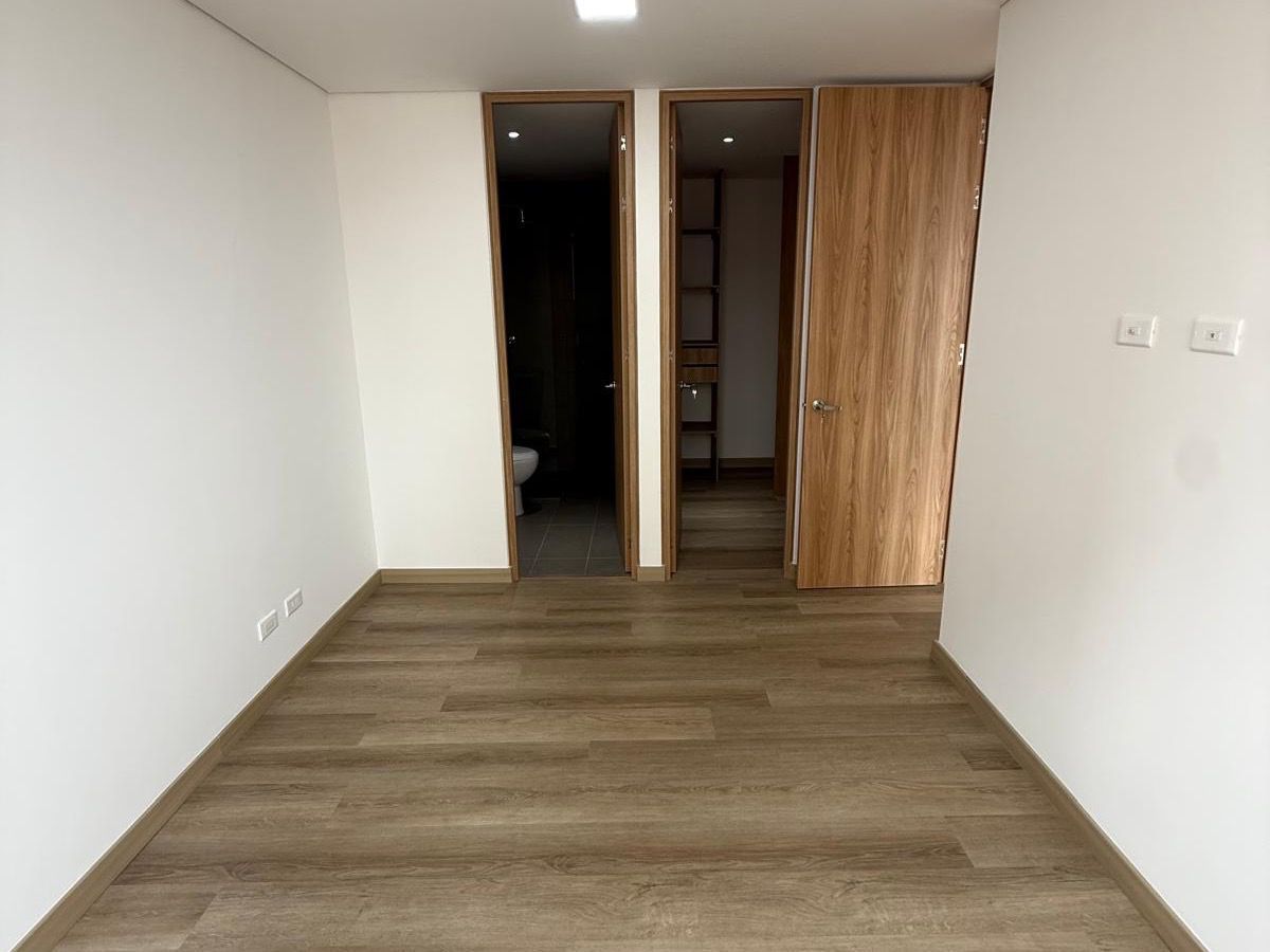 APARTAMENTO EN ARRIENDO UBICADO EN MEDELLIN SECTOR LOS COLORES - 4