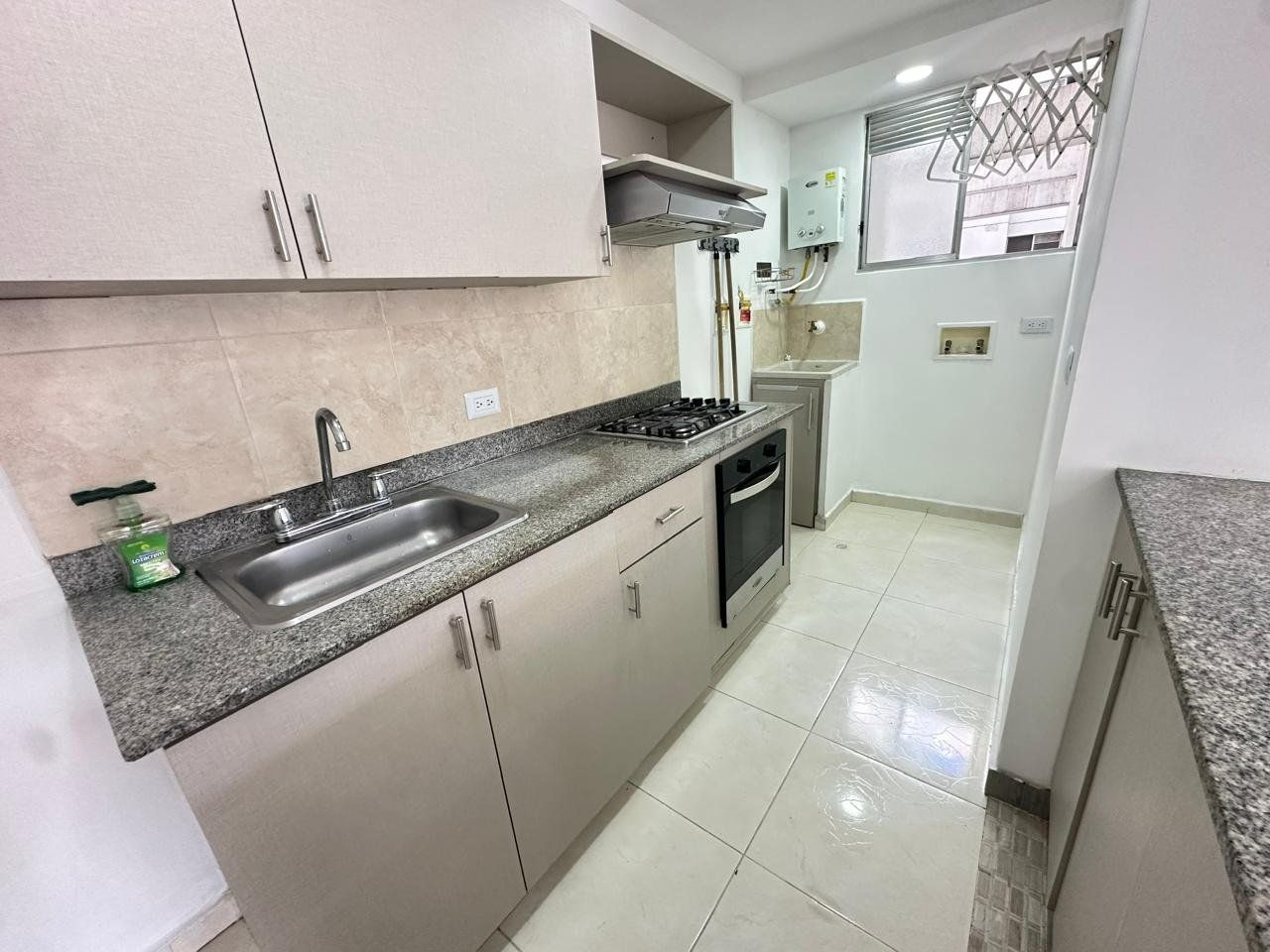 APARTAMENTO EN ARRIENDO UBICADO EN MEDELLIN SECTOR CIUDAD DEL RIO - 3