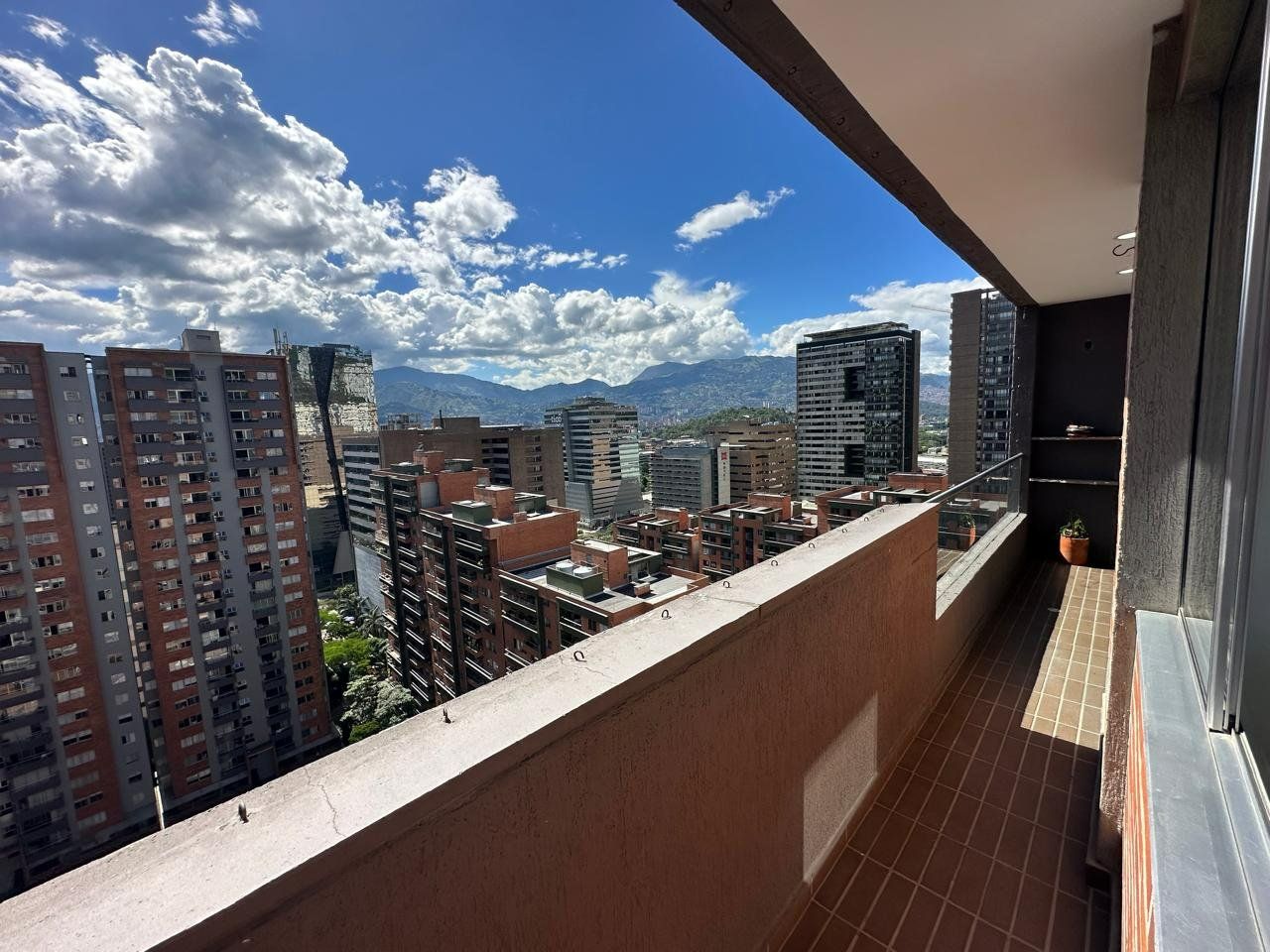 APARTAMENTO EN ARRIENDO UBICADO EN MEDELLIN SECTOR CIUDAD DEL RIO - 9