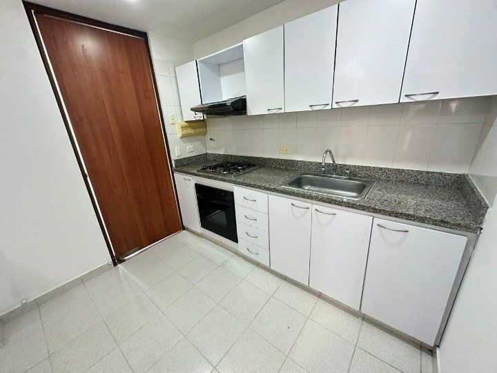 APARTAMENTO EN VENTA UBICADO EN MEDELLIN SECTOR CASTROPOL - 3