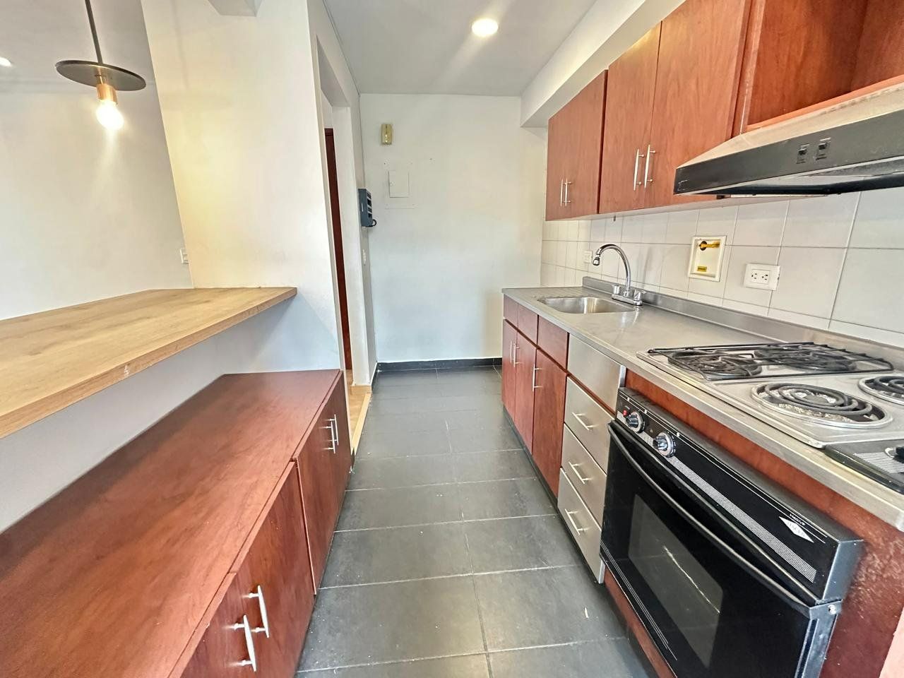 APARTAMENTO EN ARRIENDO UBICADO EN POBLADO SECTOR CASTROPOL - 4