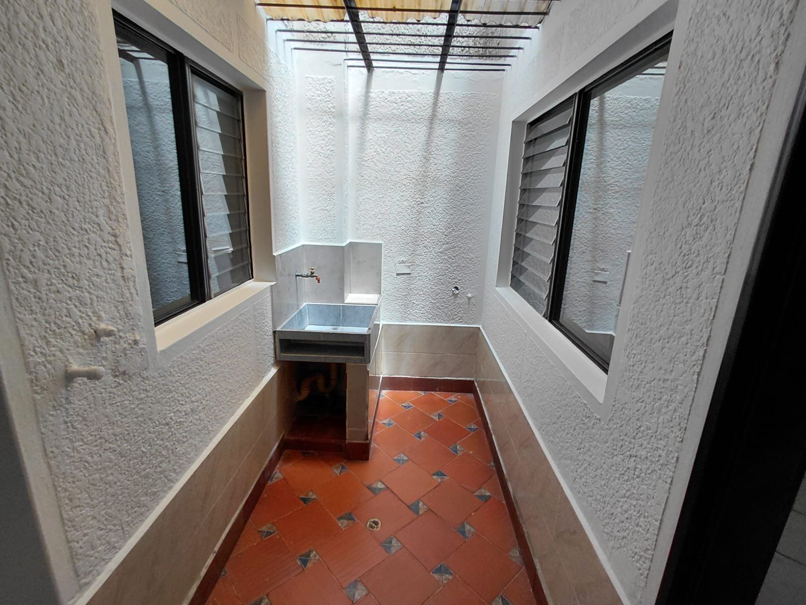 CASA EN ARRIENDO UBICADA EN MEDELLIN SECTOR SAN PABLO - 14