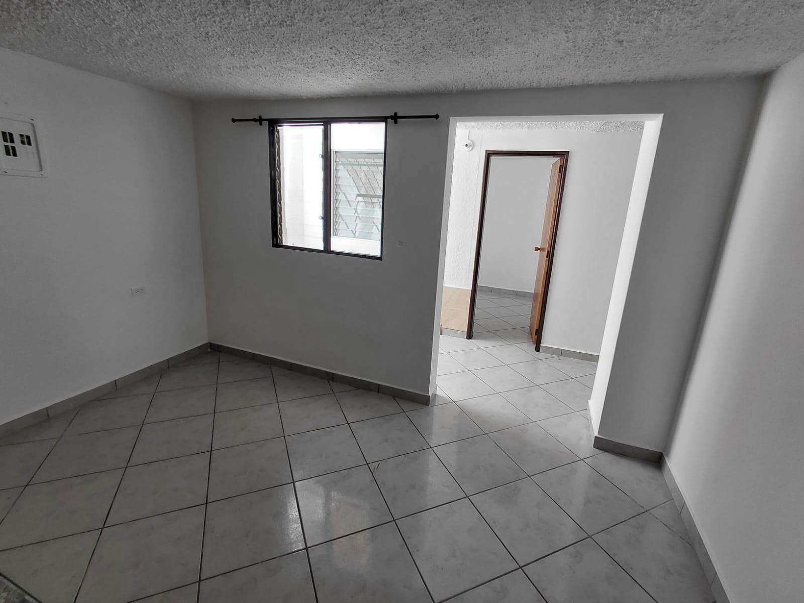 CASA EN ARRIENDO UBICADA EN MEDELLIN SECTOR SAN PABLO - 8