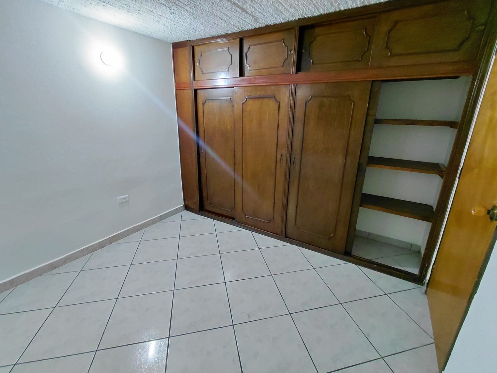 CASA EN ARRIENDO UBICADA EN MEDELLIN SECTOR SAN PABLO - 6
