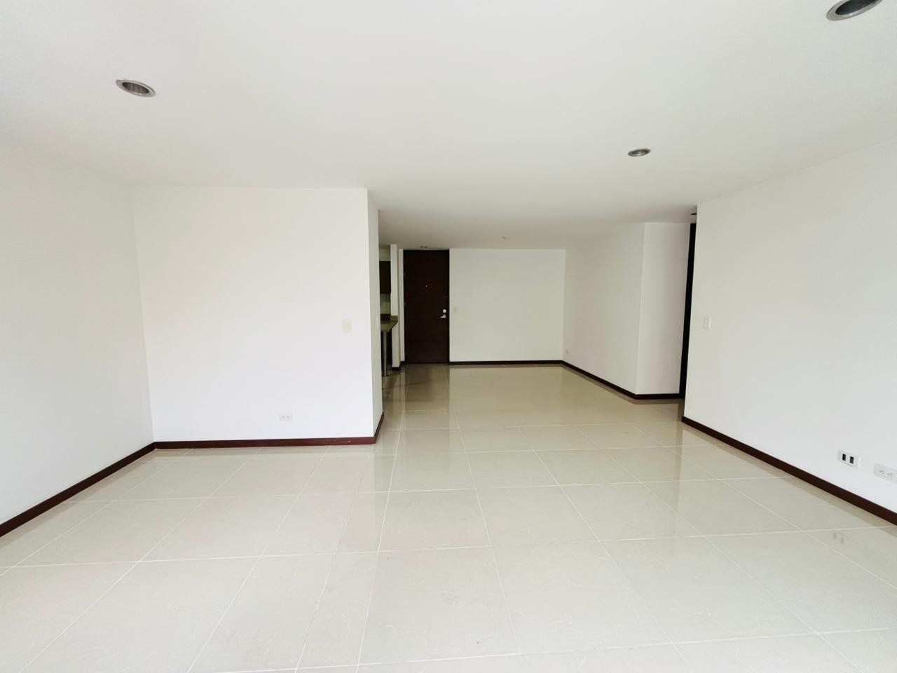 APARTAMENTO EN ARRIENDO UBICADO EN ENVIGADO SECTOR ZUÑIGA - 3