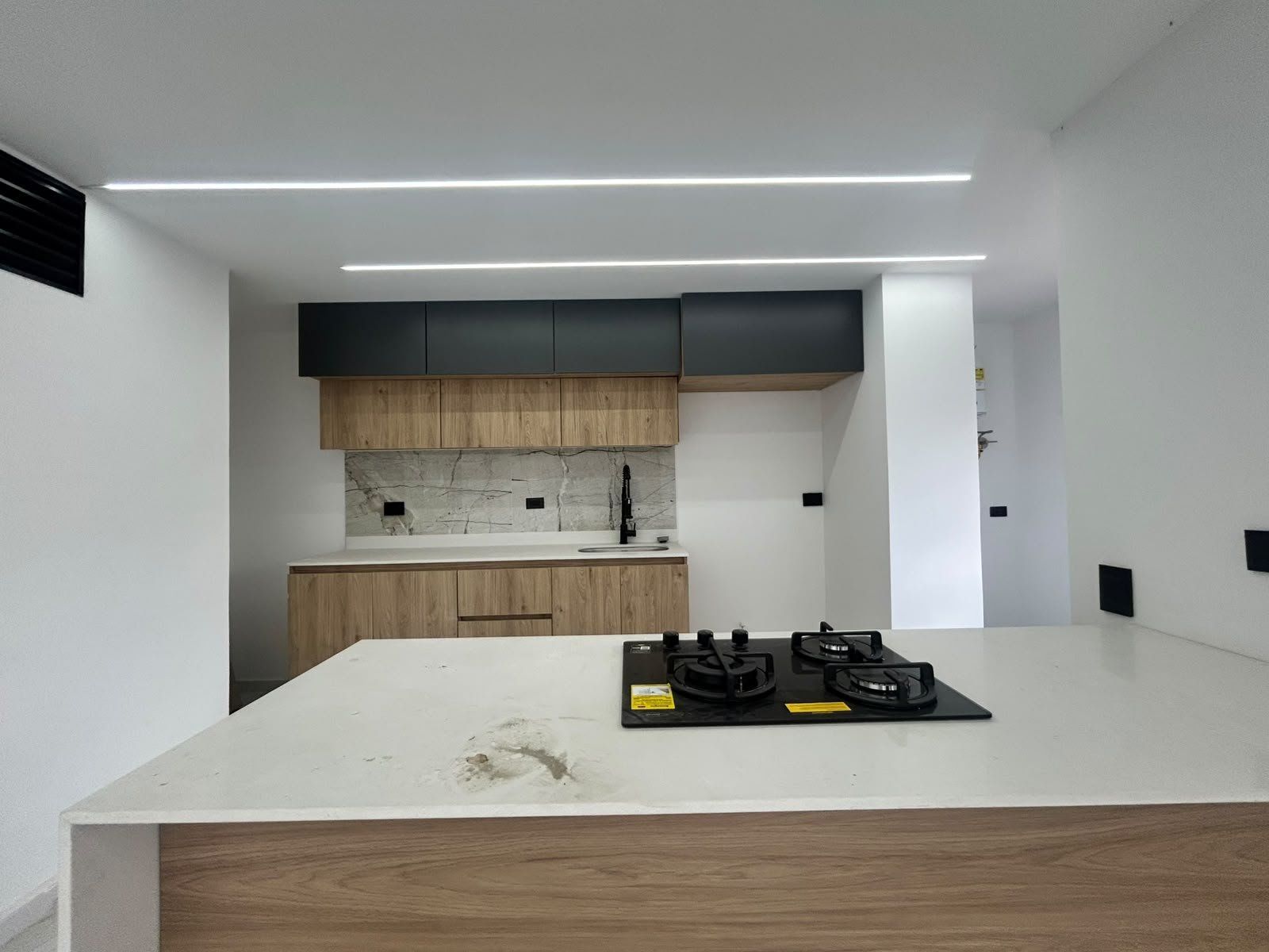 APARTAMENTO EN ARRIENDO UBICADO EN MEDELLIN SECTOR LA CASTELLANA - 4