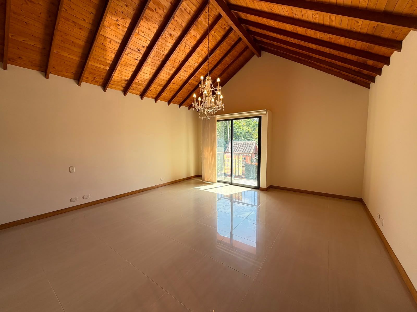 CASA EN VENTA UBICADA EN RIONEGRO SECTOR GUALANDAY - 11