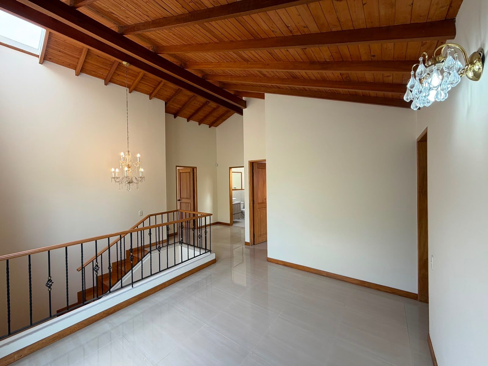 CASA EN VENTA UBICADA EN RIONEGRO SECTOR GUALANDAY - 4