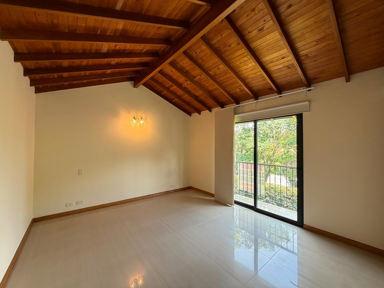 CASA EN VENTA UBICADA EN RIONEGRO SECTOR GUALANDAY - 9