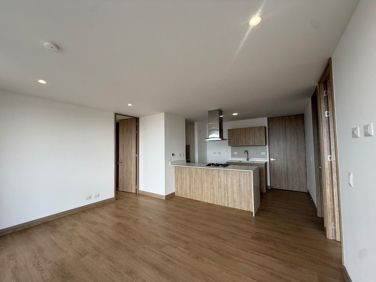 APARTAMENTO EN ARRIENDO UBICADO EN RIONEGRO SECTOR EL PORVENIR - 2