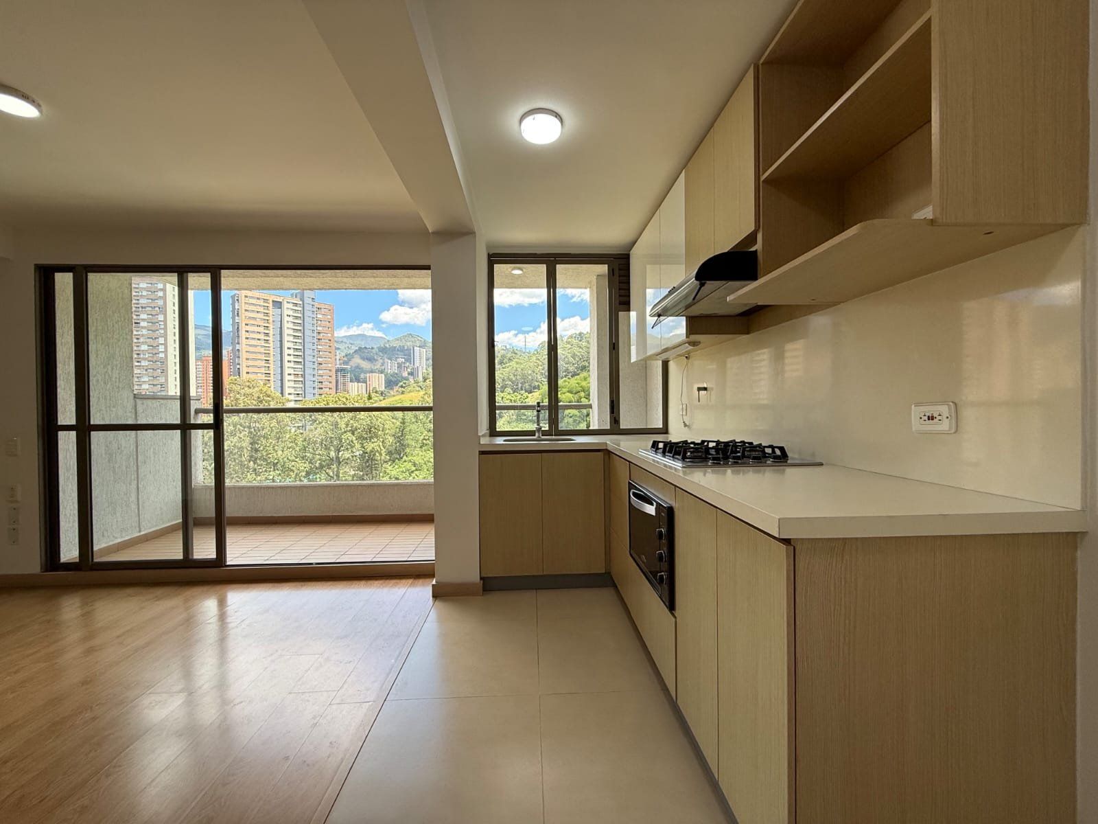APARTAMENTO EN ARRIENDO UBICADO EN SABANETA SECTOR PAN DE AZÚCAR - 3
