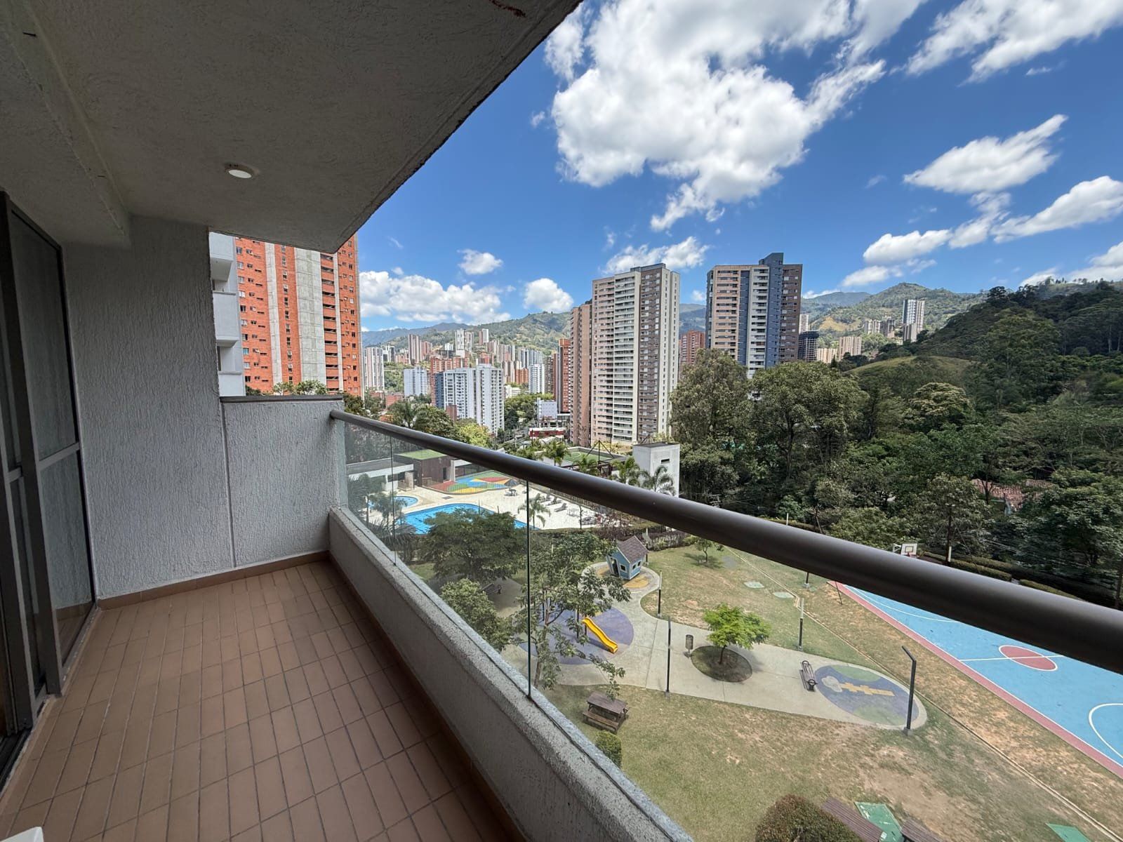 APARTAMENTO EN ARRIENDO UBICADO EN SABANETA SECTOR PAN DE AZÚCAR - 10