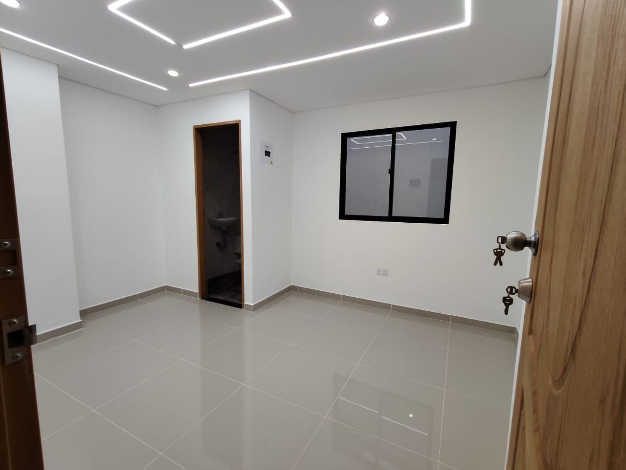 LOCAL EN ARRIENDO UBICADO EN MARINILLA SECTOR CENTRO - 3