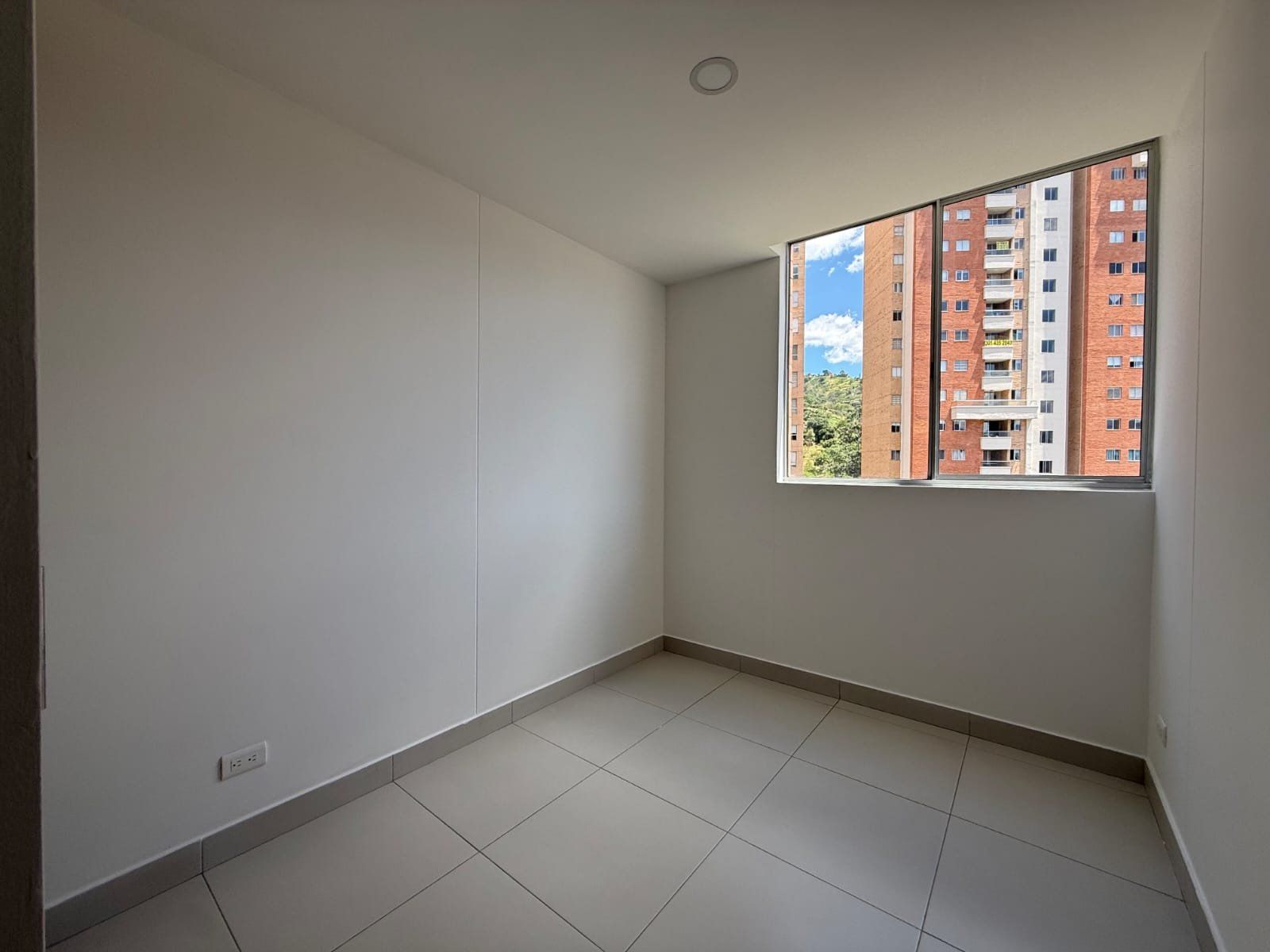 APARTAMENTO EN ARRIENDO UBICADO EN SABANETA SECTOR MARIA AUXILIADORA - 5