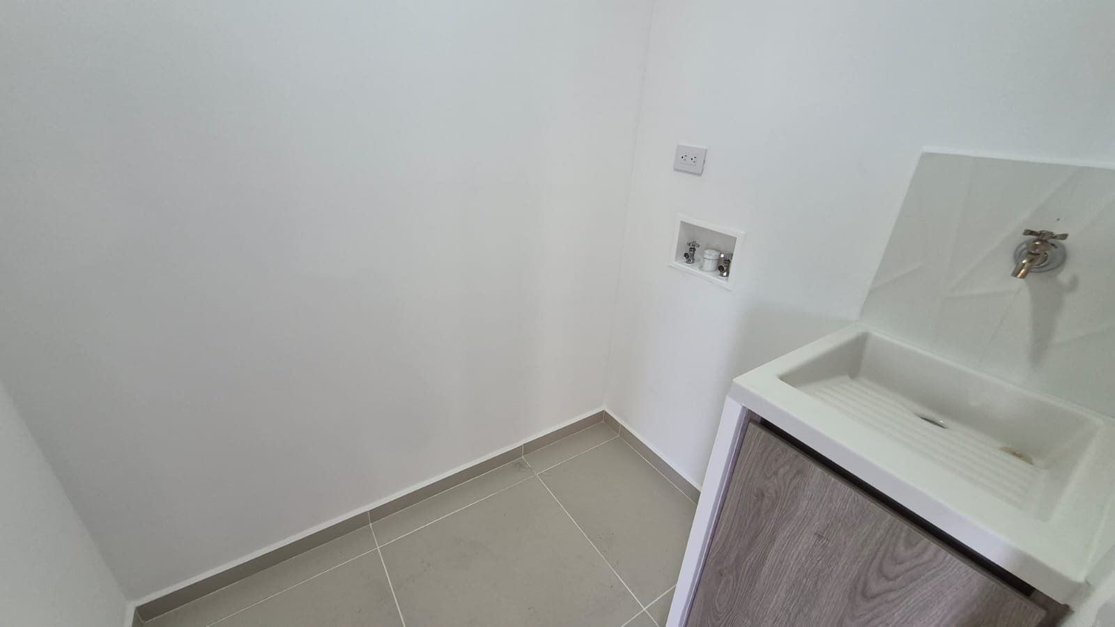 APARTAMENTO EN VENTA UBICADO EN ITAGÜÍ SECTOR SIMON BOLÍVAR - 4