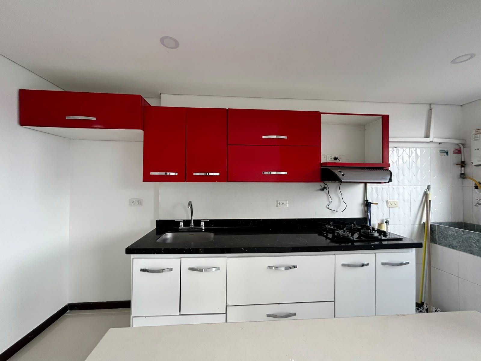 APARTAMENTO EN ARRIENDO UBICADO EN MEDELLIN SECTOR RODEO ALTO  - 3
