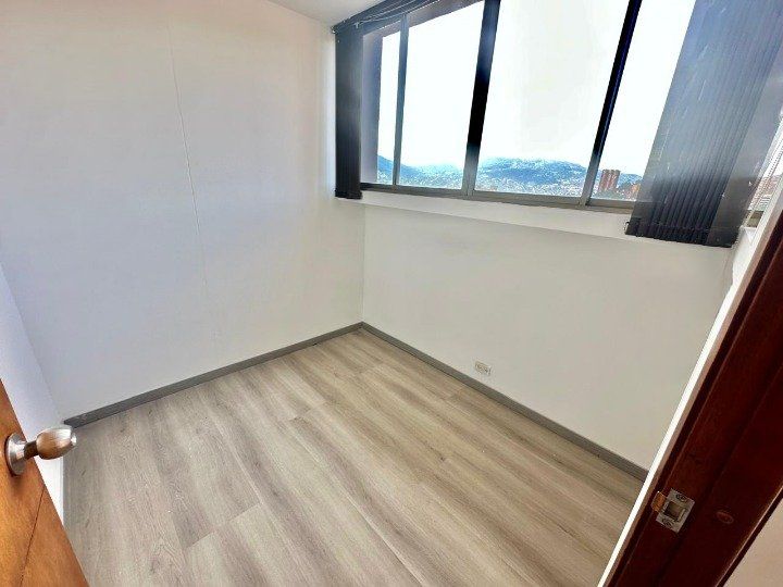 OFICINA EN ARRIENDO UBICADA EN MEDELLIN SECTOR POBLADO - 4