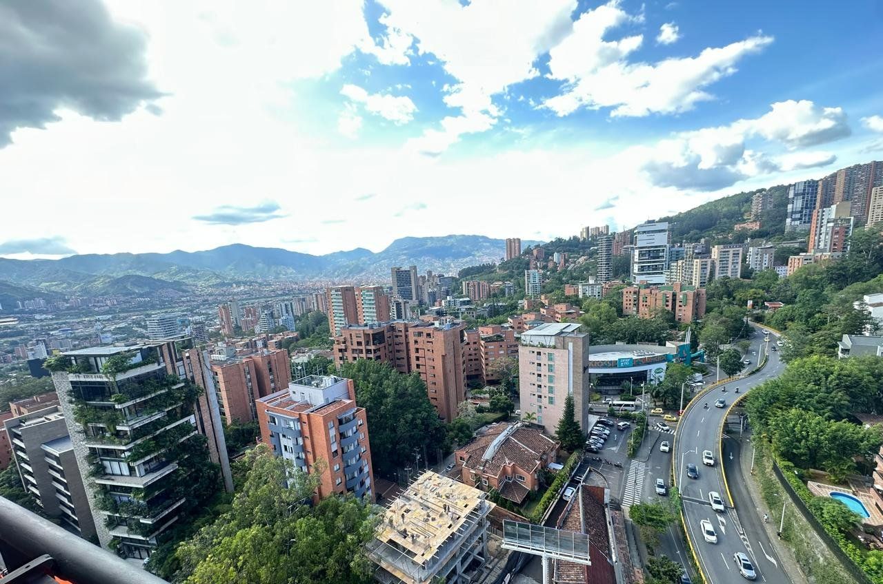 OFICINA EN ARRIENDO UBICADA EN MEDELLIN SECTOR POBLADO - 10
