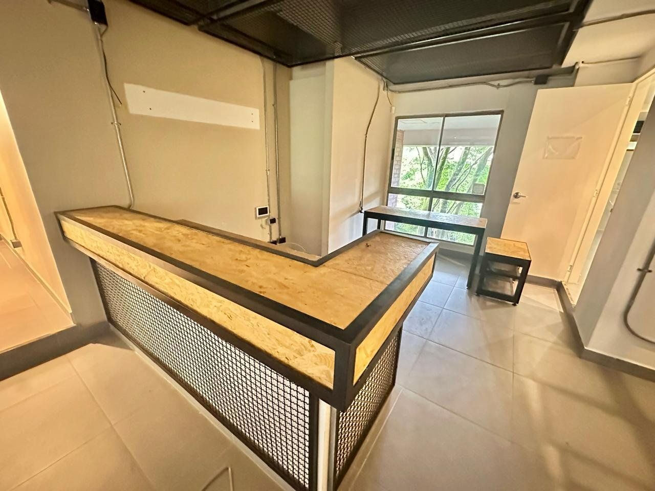 LOCAL EN ARRIENDO UBICADO EN MEDELLIN SECTOR EL POBLADO - 4